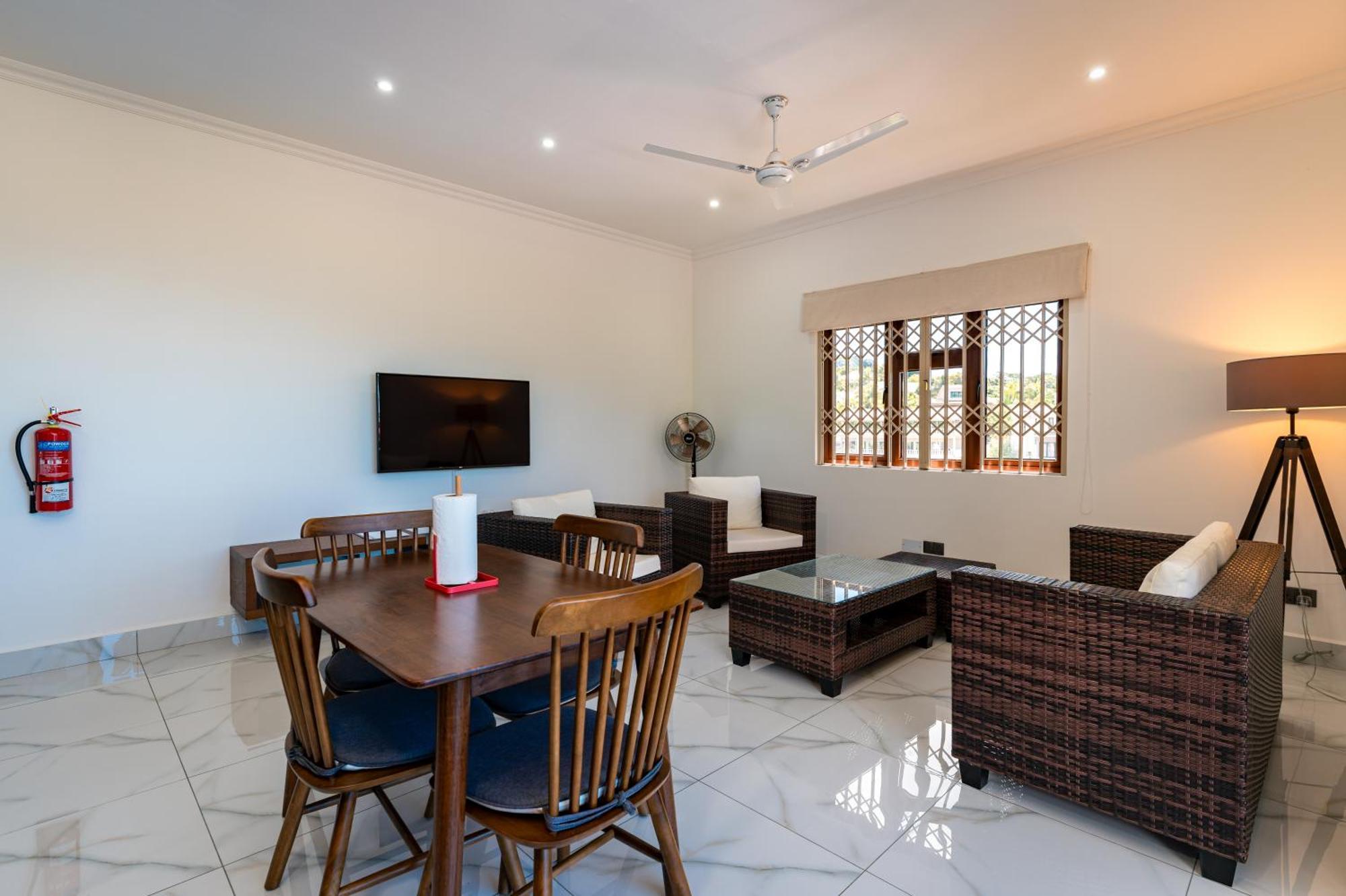 D'Offay Seaview Apartments 博瓦隆 外观 照片