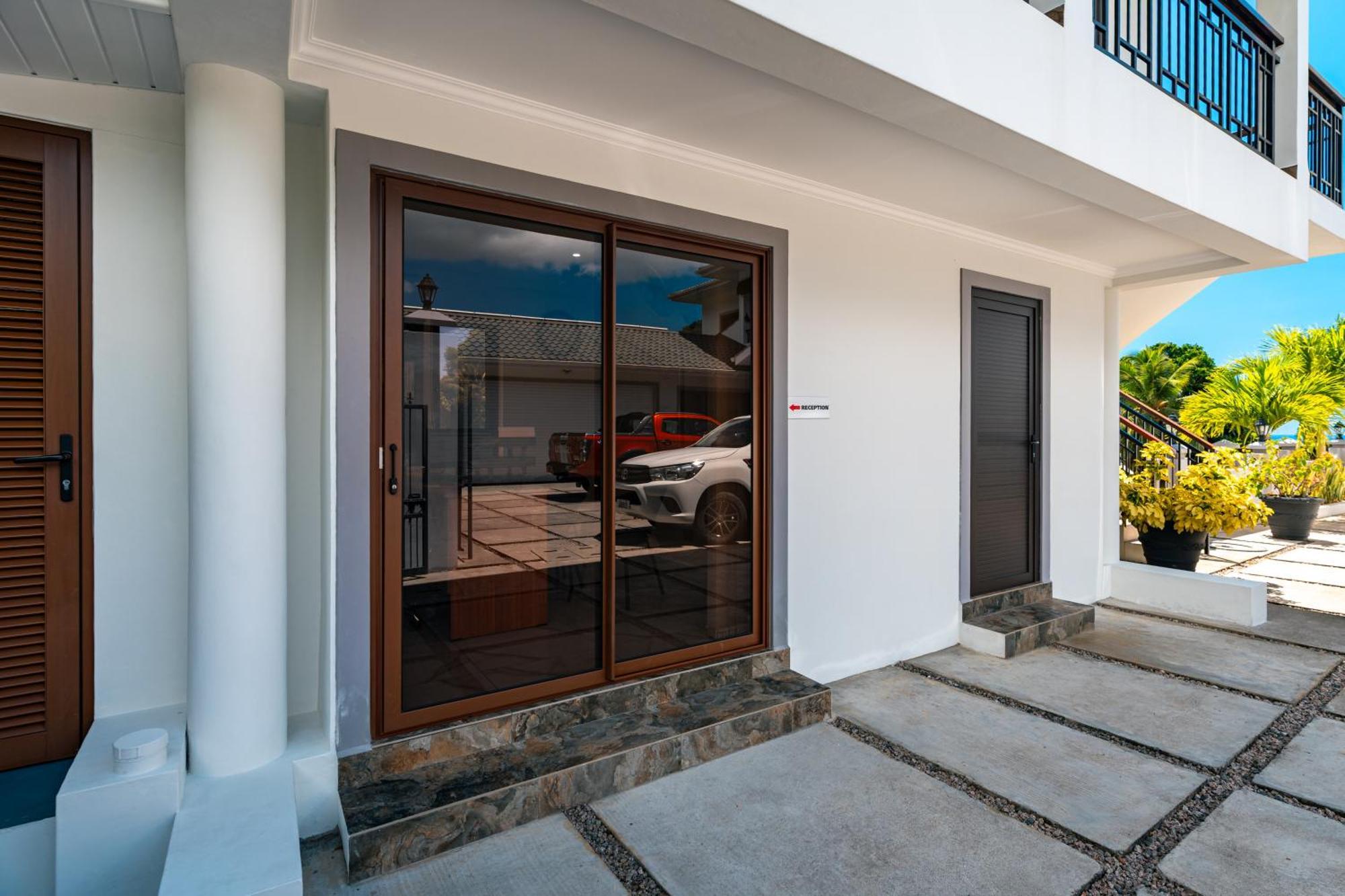 D'Offay Seaview Apartments 博瓦隆 外观 照片